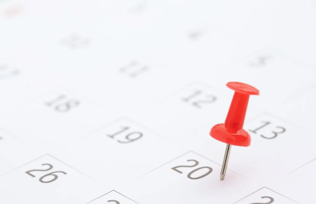 use a digital or a paper planner