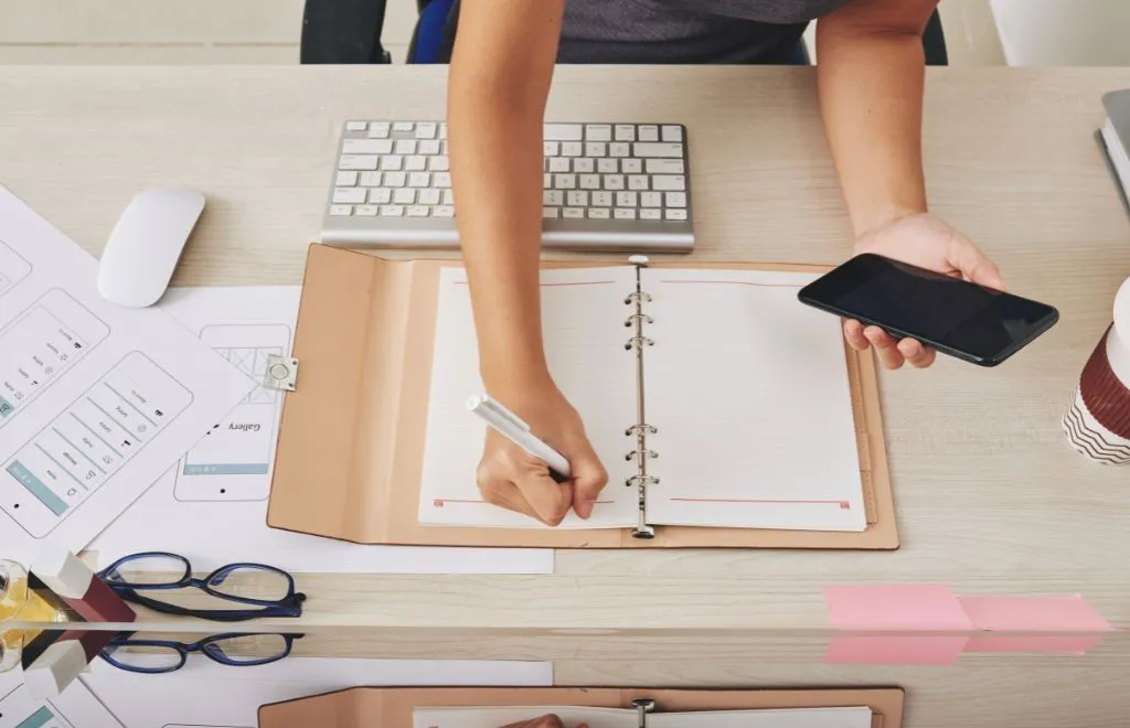 a women organizing her schedule