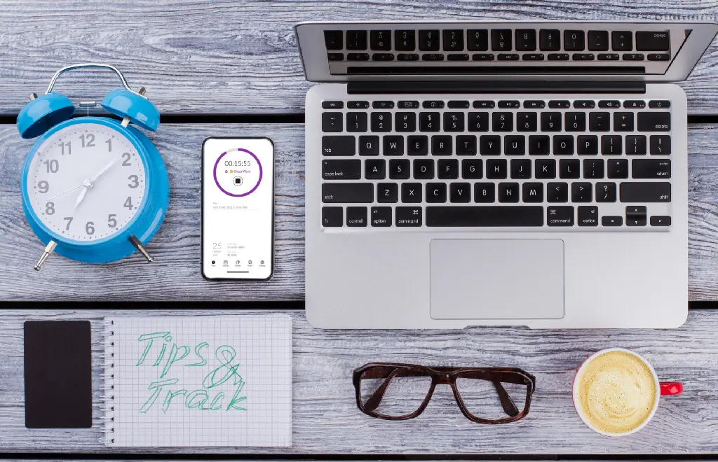 Timeular time tracking app works on smartphone and desktop